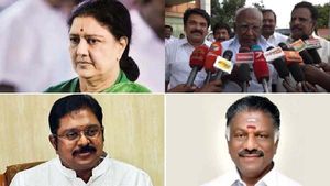 எடப்பாடியை விடுங்க.. ஓபிஎஸ்- சசிகலா- டிடிவி தினகரன் சீக்கிரம் சேருவாங்க.. பிளானை சொன்ன சையது கான்