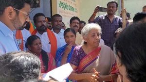 பிரதமர் மோடி படம் எங்கே? ரேஷன் கடை ஆய்வில் கலெக்டரை வறுத்தெடுத்த நிர்மலா சீதாராமன்! பரபர தெலுங்கானா 