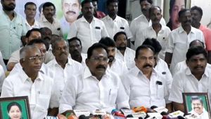  ஜெயலலிதாவின் அரசியல் மாணவர் தான் எடப்பாடி.. ஒரே போடாக போட்ட செல்லூர் ராஜு.. திமுக மீதும் அட்டாக்