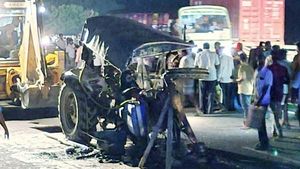 உளுந்தூர்பேட்டை அருகே டிராக்டர் மீது அரசு பஸ் மோதல்- 3 பேர் பலி 