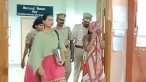 அம்மா செய்யும் வேலையா இது? துடிதுடித்து அடங்கிய பிஞ்சு உயிர்! கதிகலங்கி போன கள்ளக்குறிச்சி! 