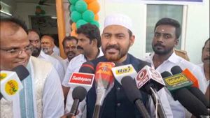 இந்து பெண்களே.. ஆ.ராசாவை தண்டிக்கனும்.. கலகம் தூண்டும் பாஜக வேலூர் இப்ராஹிம் 
