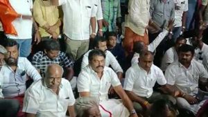 கோவை பாஜக அலுவலகம் மீது குண்டு வீச்சு..எதற்கும் பயப்பட மாட்டோம்..சொல்வது காடேஸ்வரா சுப்ரமணியன் 