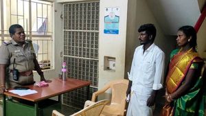  காப்பாத்துங்க சார்! காவல் நிலையத்தில் தஞ்சமடைந்த 