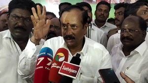 முதல்வர் ஸ்டாலின் ஒரு அப்பாவி.. சீமான், திருமாவளவனிடம் எச்சரிக்கையாக இருக்க வேண்டும்.. ஹெச்.ராஜா! 