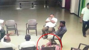  கள்ளக்குறிச்சி மாணவி மரணம் விவகாரத்தில் திடீர் திருப்பம்! அதிர வைக்கும் புதிய சிசிடிவி காட்சிகள்