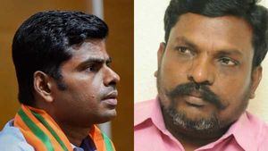 ”விளம்பரமேனியாவால் அண்ணாமலை பாதிக்கப்பட்டுள்ளார்
