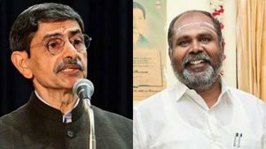  திருக்குறள் பற்றிய ஆளுநரின் கருத்து.. விளம்பரத்திற்காக எதிர்க்கின்றனர்.. ஆர்பி உதயகுமார்! 