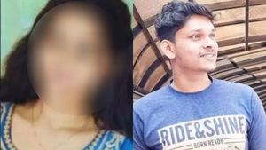  உன்ன விடமாட்டேன்..அறைக்குள் அலறிய விஷ்ணு பிரியா! காதல் தோல்வியால் மிருகமான ஷியாம்ஜித்! கலகலத்த கேரளா 