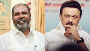 ஜனாதிபதி, பிரதமர்லாம் சொல்றாங்க.. முதல்வர் ஸ்டாலின் மறுப்பது ஏன்? - ஆர்பி உதயகுமார் கேள்வி! 