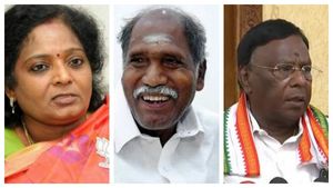 அமெரிக்கா அறிக்கை.. இந்தியாவுக்கே தலைகுனிவு! ரங்கசாமி முதுகில் குத்தும் தமிழிசை - நாராயணசாமி 