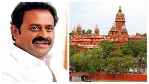 ராமஜெயம் வழக்கு.. 10 ஆண்டுகளுக்கு துப்பு துலங்குகிறது.. உண்மை கண்டறியும் சோதனை.. 12 பேருக்கு சம்மன்! 