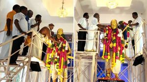 சிவன் உறையும் ஆலயம் காக்க எமனையும் சந்திக்க  தயாரான மருது சகோதரர்கள்..221 வது நினைவு தினம் 