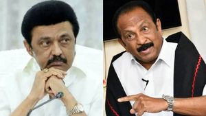 மிகுந்த கவலையில் முதல்வர்.. கோவை கார் வெடிப்பில் அரசியல் செய்வது தவறு..போலீசுக்கு வைகோ சப்போர்ட் 
