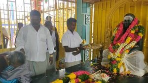  தேவர் தங்க கவசம் விவகாரம்.. ஐகோர்ட் அதிரடி உத்தரவு.! உடனே மதுரை பறந்த பொறுப்பாளர்! அடுத்து என்ன