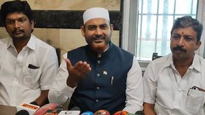 தடுக்கவே முடியாது..  2024ல் தமிழகத்தில் சட்டசபை தேர்தல்.. ‛‛காரணம்’’ கூறி பரபரத்த வேலூர் இப்ராஹிம் 