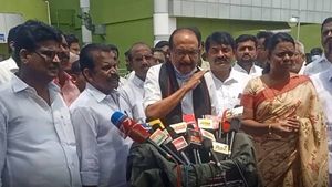 ஆளுநர் திரும்ப திரும்ப தப்பா பேசுறாரு.. ‘ஆழ்ந்த ஞானம் கிடையாது’ - ஆர்.என்.ரவி மீது வைகோ காட்டம்! 