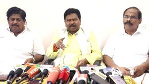 பிரதமர் மோடி போட்டோ கூட வைக்க மாட்றாங்களே! ரொம்ப மோசம்! புகார் பட்டியலை நீட்டிய பாஜக அமைச்சர்! 
