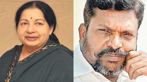 மோடியா? லேடியானு? கேட்ட ஜெயலலிதா! வாலை சுற்றி வைங்க..இல்ல நறுக்கப்படும்! கோவையில் கொந்தளித்த திருமா! 
