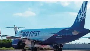 எங்கடா இங்க இருந்த ப்ளைட்டை காணோம்! விமானத்திற்கு ஆசையாக டிக்கெட் புக் செய்து.. ஏமாந்த பயணிகள் 