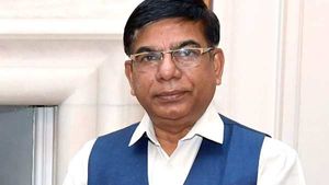 மத்திய அரசின் புதிய கல்வி கொள்கைதான் தமிழக அரசின் கல்வி கொள்கை... மத்திய அமைச்சர் சுபாஷ் சர்கார் 