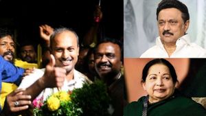 எங்களை வைத்து வழக்கை முடிச்சிட்டாங்க! காரணமான ஸ்டாலின்.. திறவுகோலாக ஜெயலலிதா! உருகிய ரவிச்சந்திரன்! 