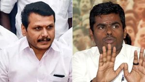 ஈஸ்வரன் கோயிலில் கந்த சஷ்டி கவசமா? கவர் பண்ணாதேனு அண்ணாமலை சொன்னார்ல விடுங்களேன்.. செந்தில் பாலாஜி 