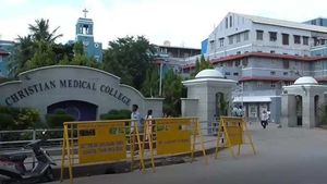 வேலூர் சிஎம்சி ராகிங் விவகாரம்: குற்றம் நிரூபணமானால் மாணவர்கள் நிரந்தர நீக்கம்.. கல்லூரி நிர்வாகம் 