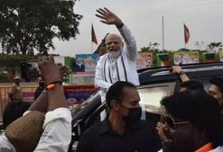 பிரதமர் மோடி பிளானில் திடீர் சேஞ்ச்? மதுரையில் இருந்து காரில் பயணம்? பறக்கும் கொடி.. பரபர தகவல்கள்! 