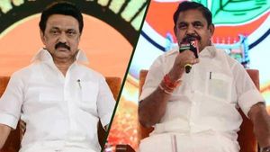 யாருக்கு வயிறு எரிகிறது..மக்களுக்கு வயிறு எரிகிறது..நேருக்கு நேர் பேச தயாரா? பழனிச்சாமி சவால் 