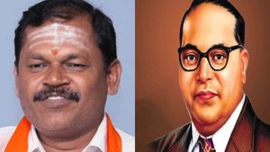 அம்பேத்கருக்கு காவி, திருநீறு.. பரபரக்க செய்த இந்து மக்கள் கட்சி நிர்வாகி! பாய்ந்தது குண்டர் சட்டம் 