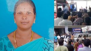 “ரமணா” பகீர்.. இறந்த பெண்ணுக்கு 3 நாளாக சிகிச்சை! நாடகமாடியதா சேலம் மருத்துவமனை? உறவினர்கள் முற்றுகை