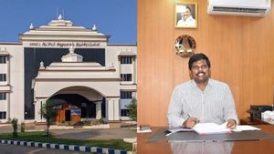யோசிக்காதீங்க.. எனது காரில் ஏற்றுங்க.. ஹாஸ்பிடல் போகலாம்.. திருச்சி கலெக்டர் பிரதீப்பின் மனிதநேயம்! 
