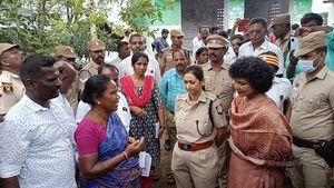 இனி நாங்கல்லாம் ஒன்னு! புதுக்கோட்டை விவகாரத்தில் உடன்பாடு! பட்டியலின மக்கள் கோவிலுக்குள் அனுமதி! 