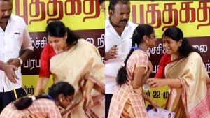 இப்படியெல்லாம் செய்யக் கூடாது.. படாரென காலில் விழுந்த மாணவி.. சட்டென தடுத்த எம்பி கனிமொழி 