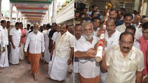 பழனி கும்பாபிஷேகம்.. ஆகம விதி ஆண்டவனால் உருவாக்கப்பட்டது இல்லை.. மனிதன் வகுத்ததுதான்: சேகர்பாபு