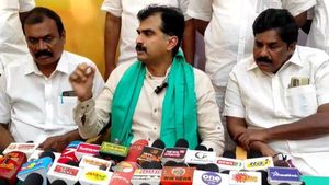 கூடவே இருந்து குழி பறிக்கும் பாஜக! அதிமுக அலர்ட்டா இருக்கனும்! துரை வைகோவுக்கு வந்த திடீர் கரிசனம்! 