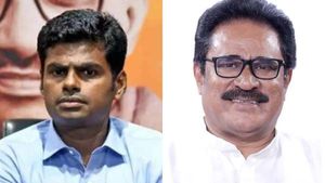 அண்ணாமலை அரசியல்வாதியே கிடையாது.. பாஜக தலைவர் பதவியை ஆளுநருக்கு கொடுங்க.. காங்கிரஸ் எம்பி கிண்டல் 