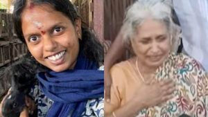 என் பொண்ணு இறந்தது எப்படி.. சொல்லுங்க சார்? ஈஷாவில் யோகா பயிற்சி பெற்ற சுபஸ்ரீயின் தாய் கண்ணீர்