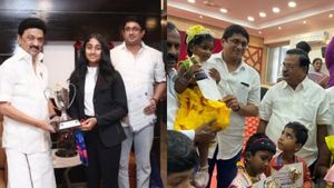 புத்தகம் வாசிப்பை நேசித்த திருமகன் ஈவெரா! வாழ வேண்டிய வயதில் மரணத்தை தழுவிய இளங்கோவன் மகன்