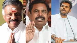 குறுக்கே வந்த டிடிவி.. ஓபிஎஸ் மட்டும் 