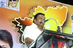 சென்னையில் தினமும் குடியேறி வரும் வடமாநிலத்தவர்கள்! இது நமக்கு ஆபத்து! கே.என்.நேரு எச்சரிக்கை! 