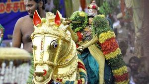 சித்திரை திருவிழாவிற்கு தயாராகும் மதுரை..26ல் சப்பர முகூர்த்தம்..மே 5ல் வைகையில் இறங்கும் கள்ளழகர் 