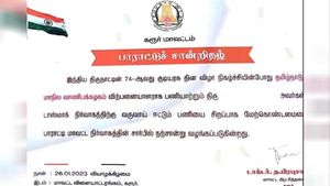 அதிக அளவில் வருவாய்.. கரூர் டாஸ்மாக் மேனேஜருக்கு சான்றிதழ்! சர்ச்சையால் திரும்ப பெறப்பட்டு திருத்தம்