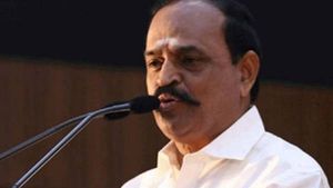தீர்ப்பு எந்த நேரத்திலும் வரலாம்.. அதுவும் நியாத்தின் பக்கம்தான்.. கடம்பூர் ராஜூ நம்பிக்கை! 