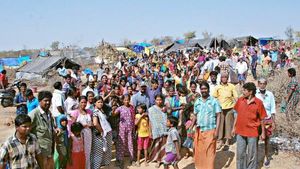 மைசூர் பாக், 1/2, பஸ்.. குழந்தைகளுக்கு என்ன பேர் வச்சிருக்காங்க பாருங்க! பழங்குடிகளின் விநோத பழக்கம் 