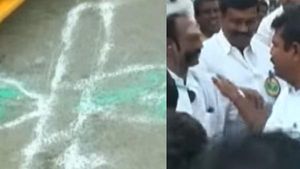 கொடுமை.. கோலத்தால் அலங்கோலமான ஈரோடு கிழக்கு.. கடும் மோதல்.. விரைந்த ராணுவம்! 