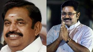 தமிழ் மகன் உசேனுக்கு முக்கியத்துவம்.. அதிமுகவில் ஈபிஎஸ் கதி என்னவாகும்? தீர்ப்பை காட்டி டிடிவி கேள்வி 