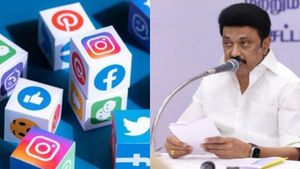 வாட்ஸ்அப்ல கட்டுக்கதைகளை சொல்லுவாங்க.. நம்பாதீங்க.. மாணவர்களுக்கு முதல்வர் ஸ்டாலின் அட்வைஸ்! 