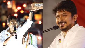 மதுரை எய்ம்ஸ் பணிகள்.. மக்கள் செங்கலை எடுக்கும்முன் வேலையை தொடங்குங்கள்.. உதயநிதி ஸ்டாலின்! 